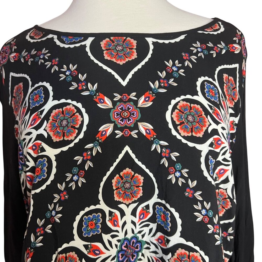 Old Navy Women Long Sleeve Blouse Folk Art Print Large 100% Rayon Office Casual